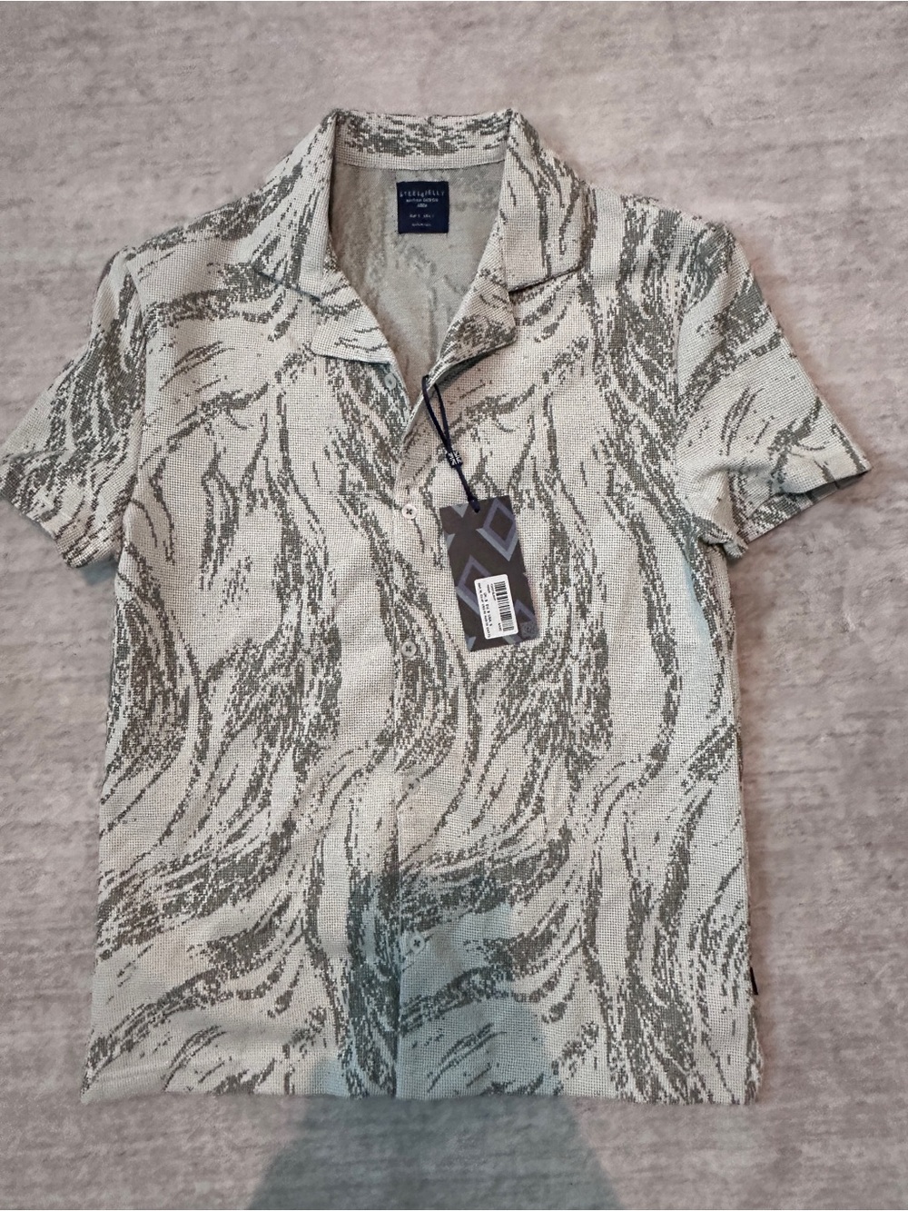 Pierre Cardin Casual Short Sleeve Button-Down in Green and Cream